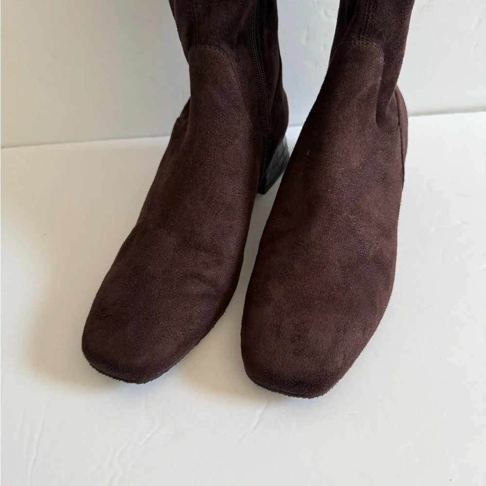 Elegant Chocolate Brown Suede Knee High Tall Boots Women Size 9.5